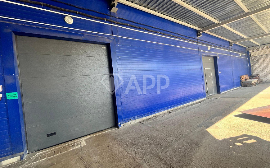 Сдам складское помещение, 376,8 м² фото