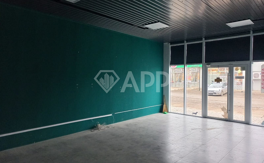 Сдаю торговое помещение, 60 м² фото