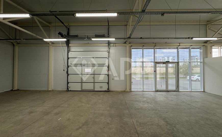 Сдаю помещение свободного назначения, 420 м² фото