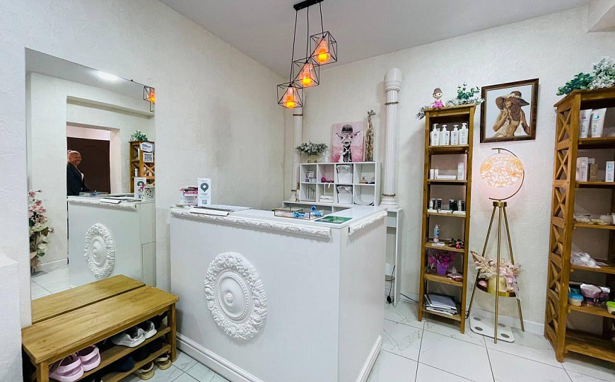 Помещение свободного назначения в центре 76м² фото