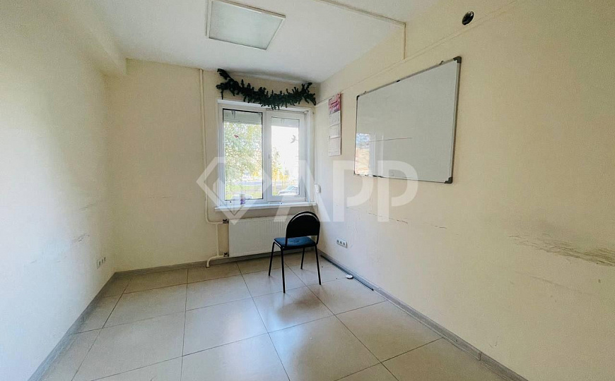 Продам помещение свободного назначения офисной планировки 106м2 фото