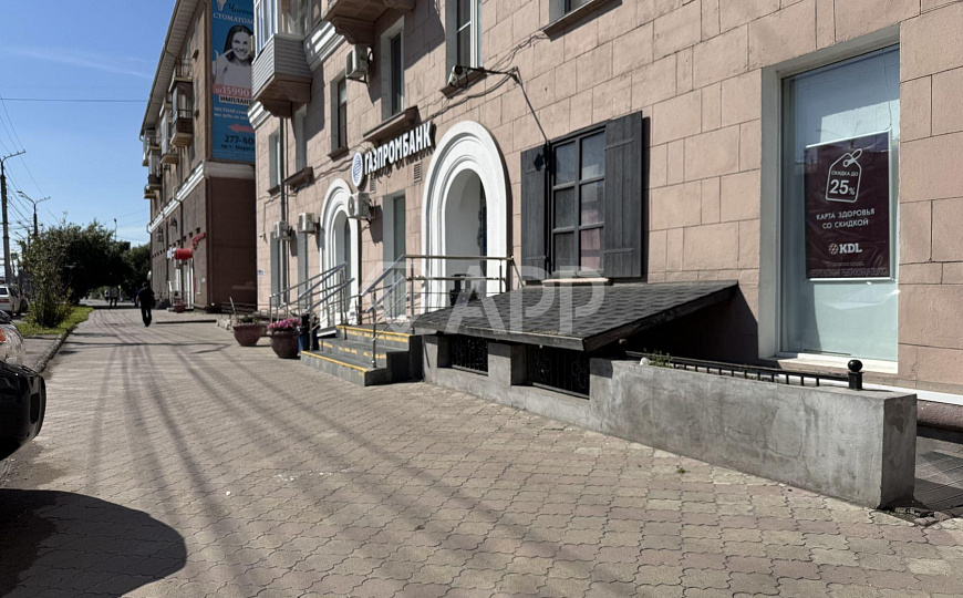 Центр/Два входа/Трафик, 120 м² фото