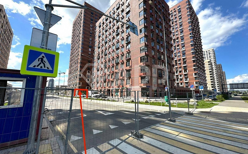 Торговая площадь м.Спартак фото