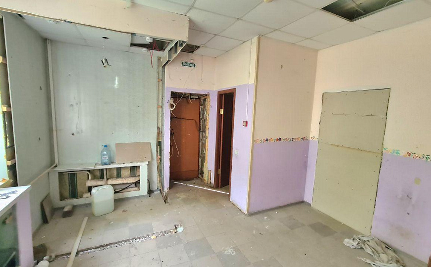  Здание свободного назначения фото