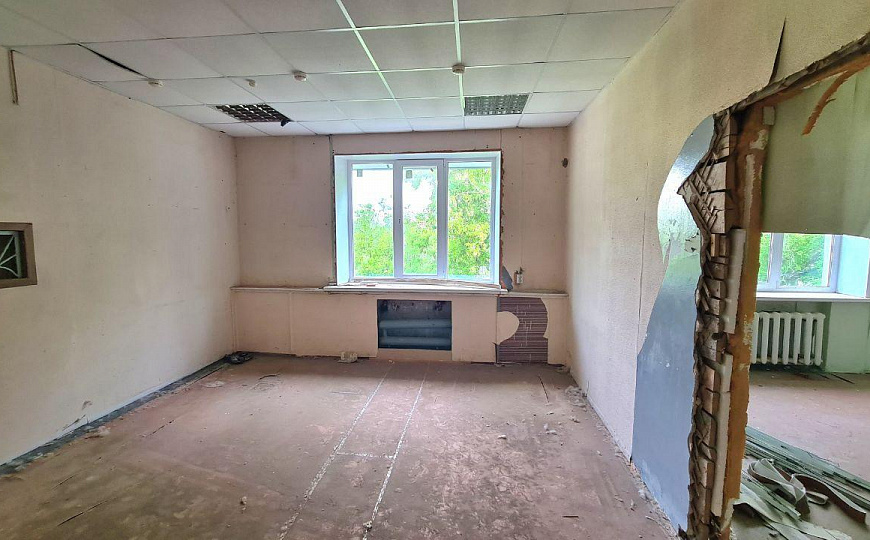  Здание свободного назначения фото