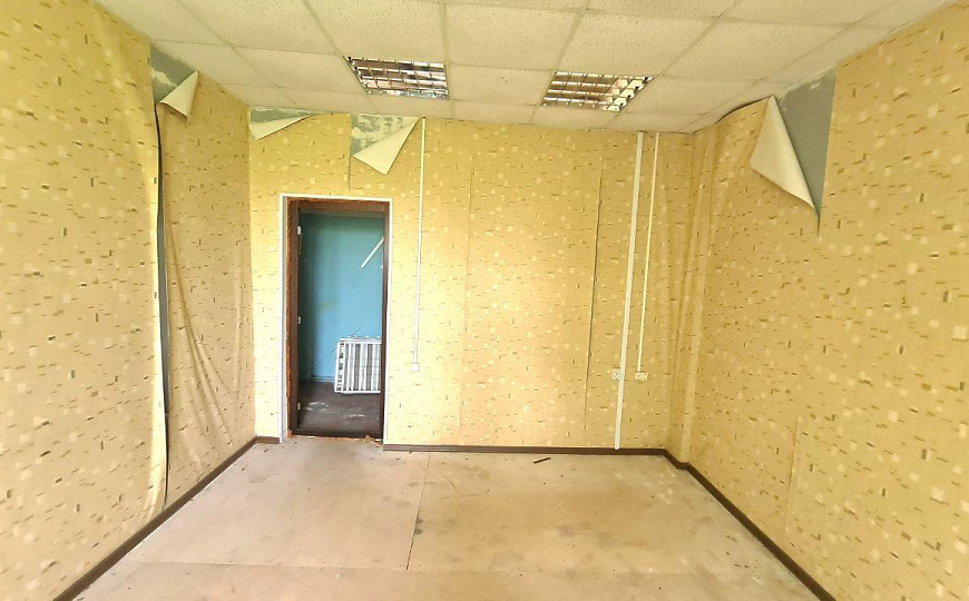  Здание свободного назначения фото