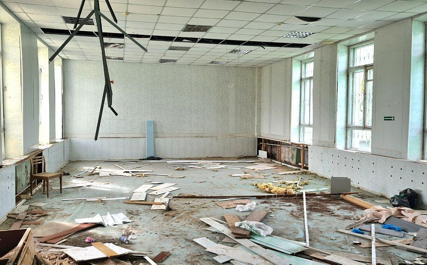  Здание свободного назначения фото