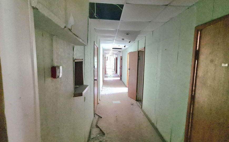  Здание свободного назначения фото