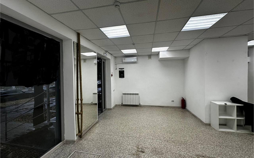 Аренда 32 м2 с отд.входом на 1 линии ул.Гагарина фото