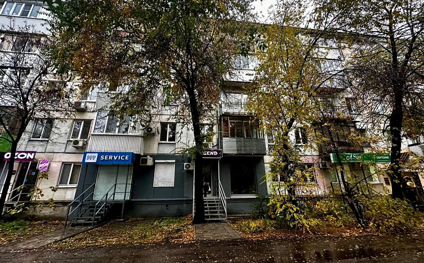 Аренда 32 м2 с отд.входом на 1 линии ул.Гагарина фото