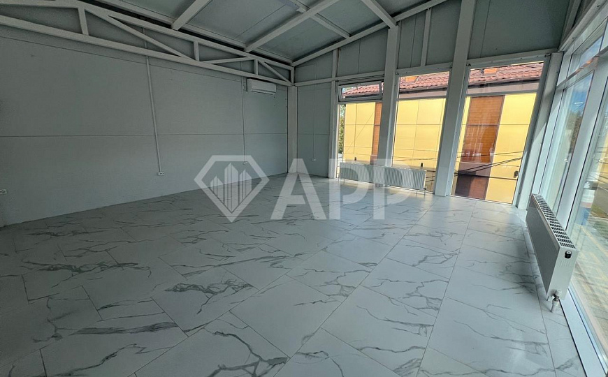 Сдам отдельно стоящее здание, 43 м² фото