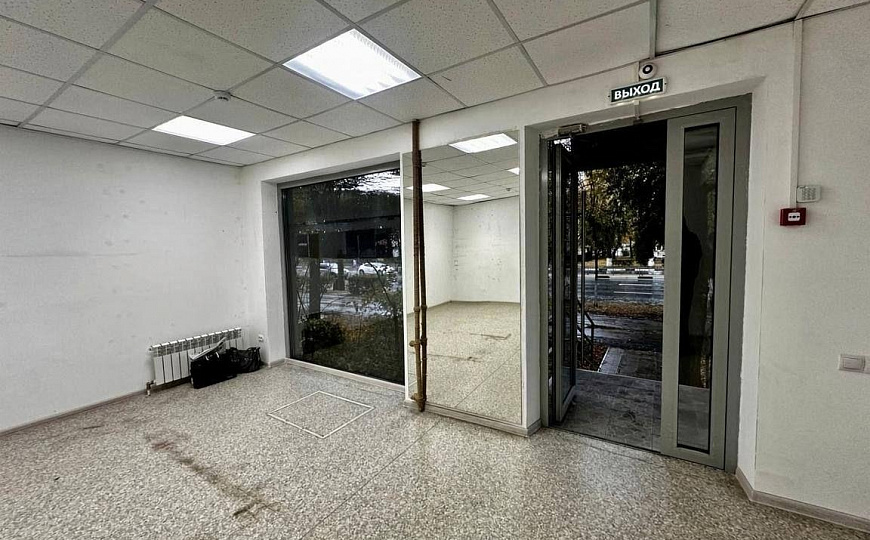 Продажа 32м2 с отд.входом на 1 линии ул.Гагарина фото