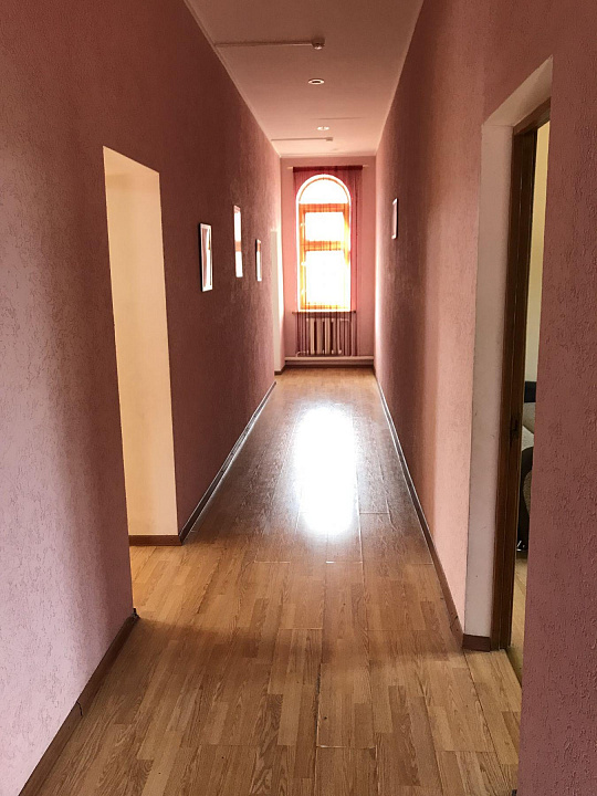  Гостиница с земельным участком, 1955 м² фото