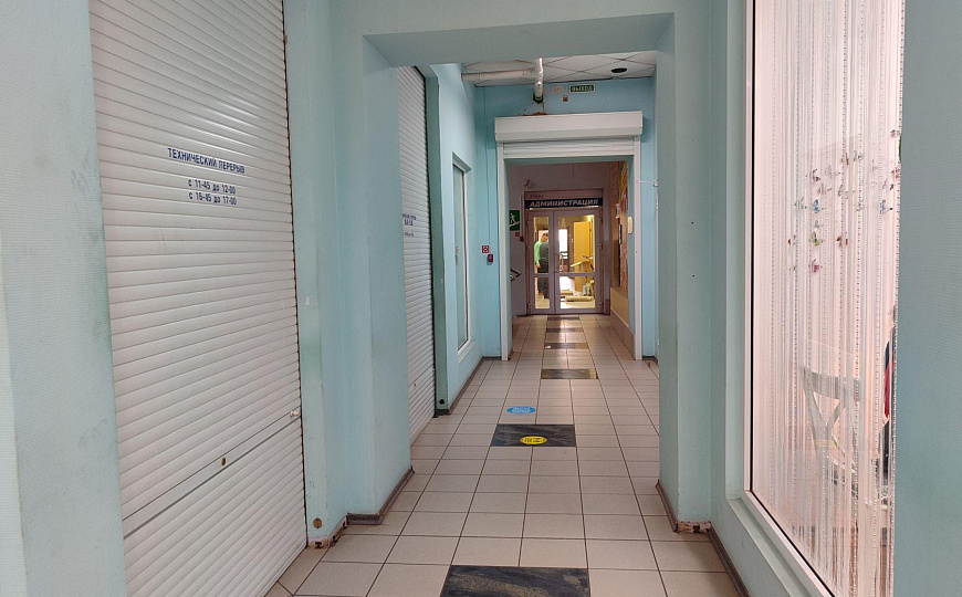 Торговое помещение, 57 м² фото