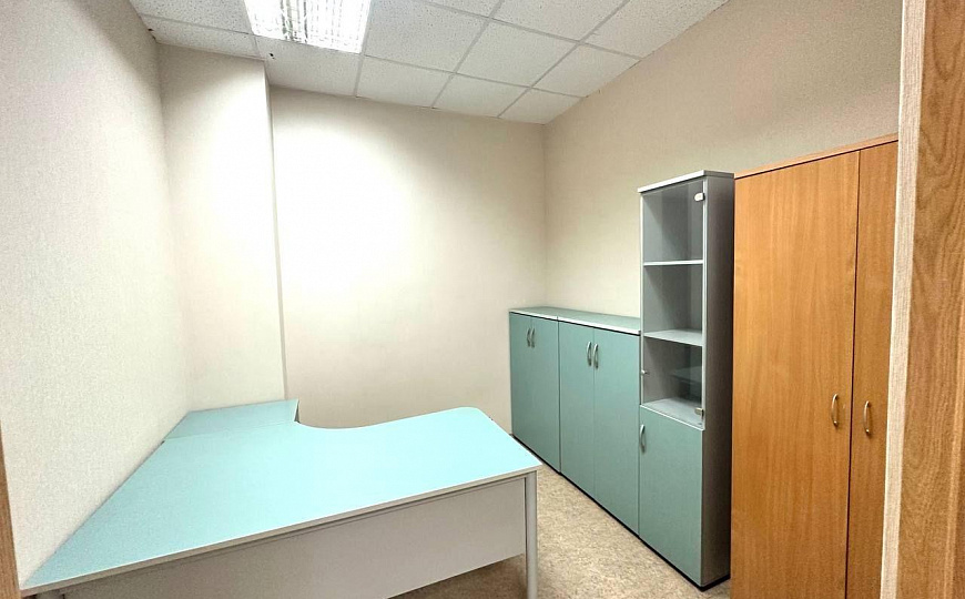 Этаж (офисы) в БЦ Глобус в центре города с парковкой фото