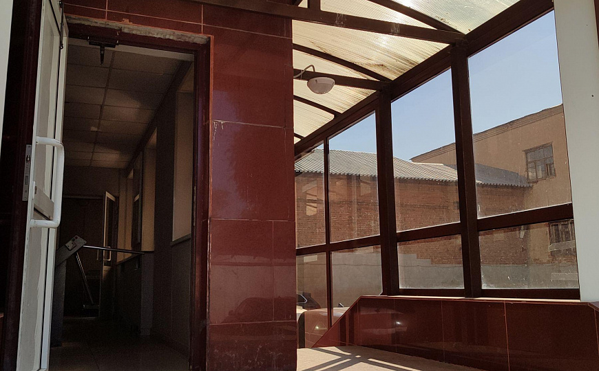 Этаж (офисы) в БЦ Глобус в центре города с парковкой фото