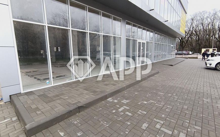 Сдаю помещение свободного назначения, 700 м² фото