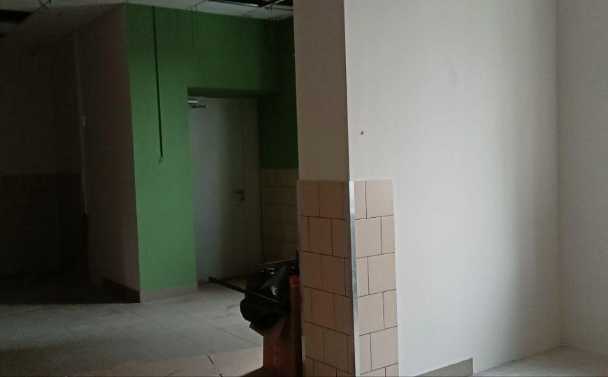 Помещение на первом этаже 133 м² фото