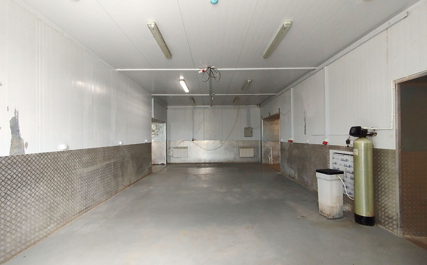  Производственно-складская база фото