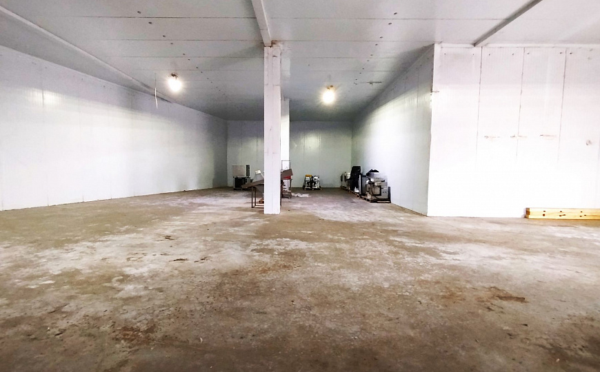  Производственно-складская база фото