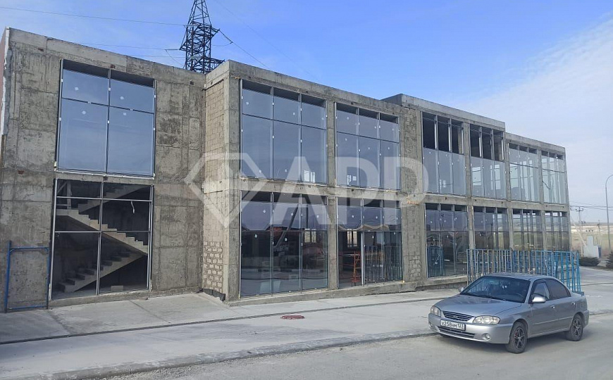 Сдаю торговые помещения от 100 до 400 м²  фото