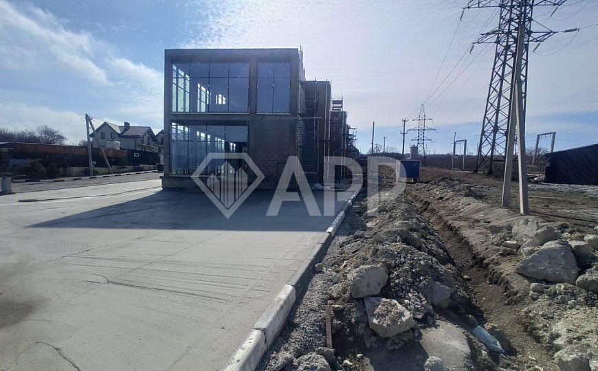 Сдаю торговые помещения от 100 до 400 м²  фото