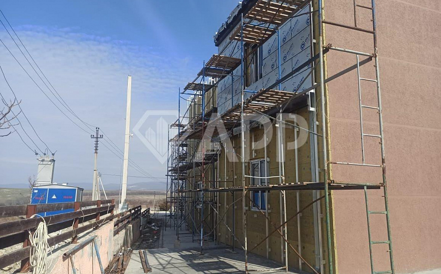 Сдаю торговые помещения от 100 до 400 м²  фото