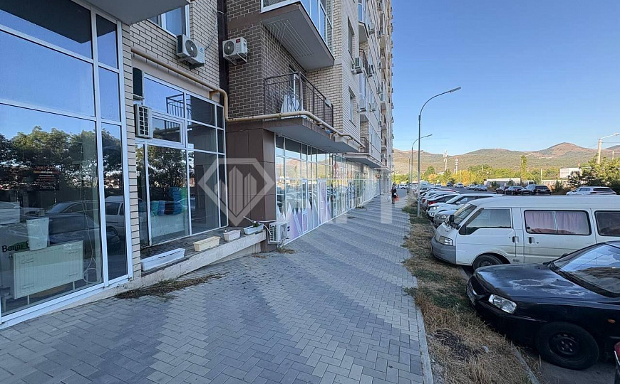 Сдаю помещение в ЖК Красина 93,7 м² фото