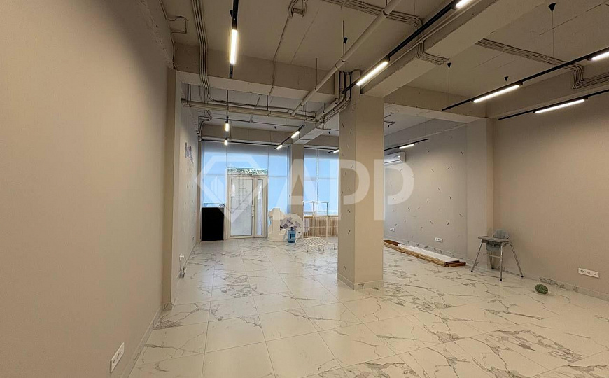 Сдаю помещение в ЖК Красина 93,7 м² фото