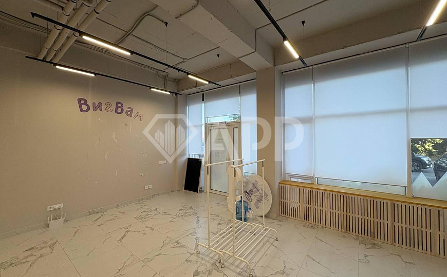 Сдаю помещение в ЖК Красина 93,7 м² фото