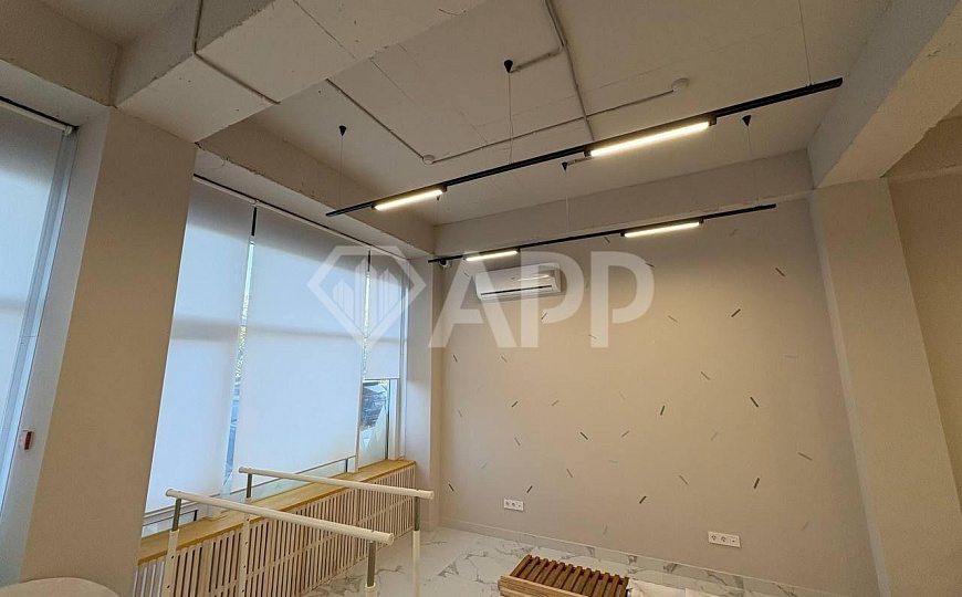 Сдаю помещение в ЖК Красина 93,7 м² фото