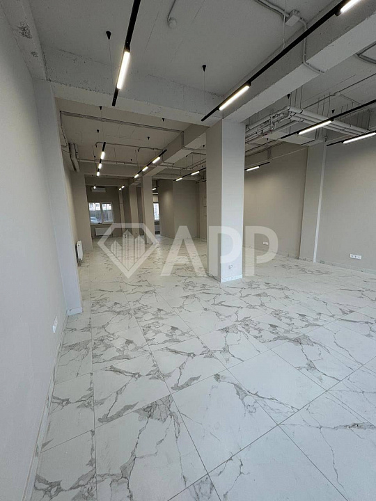 Сдаю помещение в ЖК Красина 93,7 м² фото