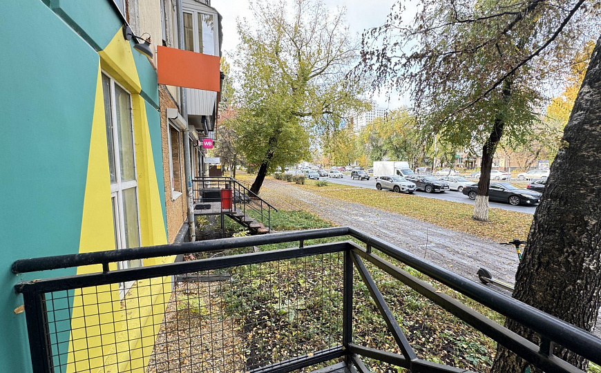 Помещение 62 м² с дизайнерским ремонтом на 1 линии ул. Гагарина фото
