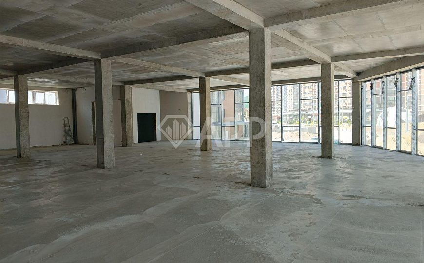 Сдаю помещение на первой линии, 523 м² фото