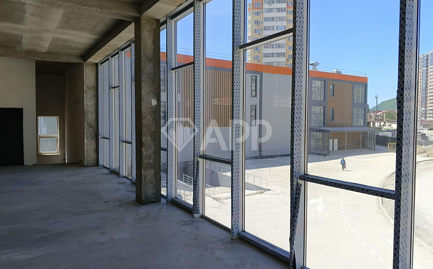 Сдаю помещение на первой линии, 523 м² фото