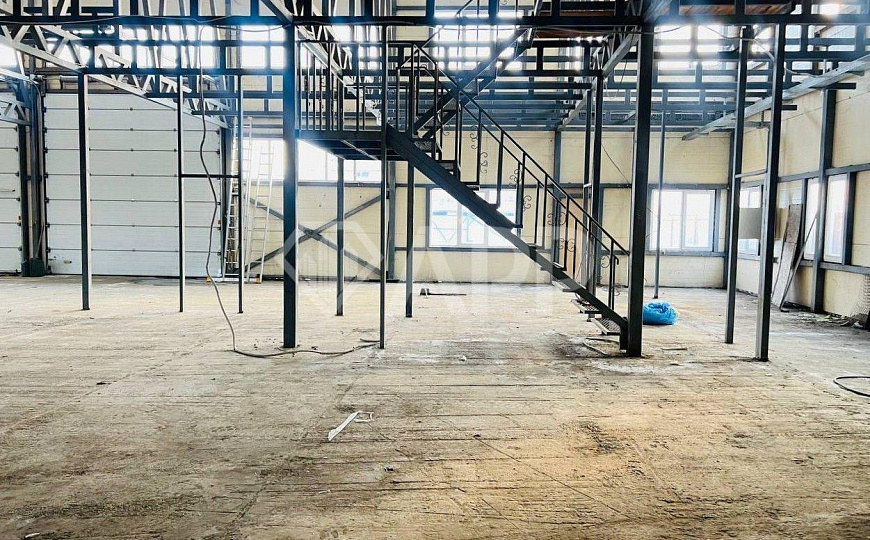 Сдаю теплый склад, 1 500 м² фото