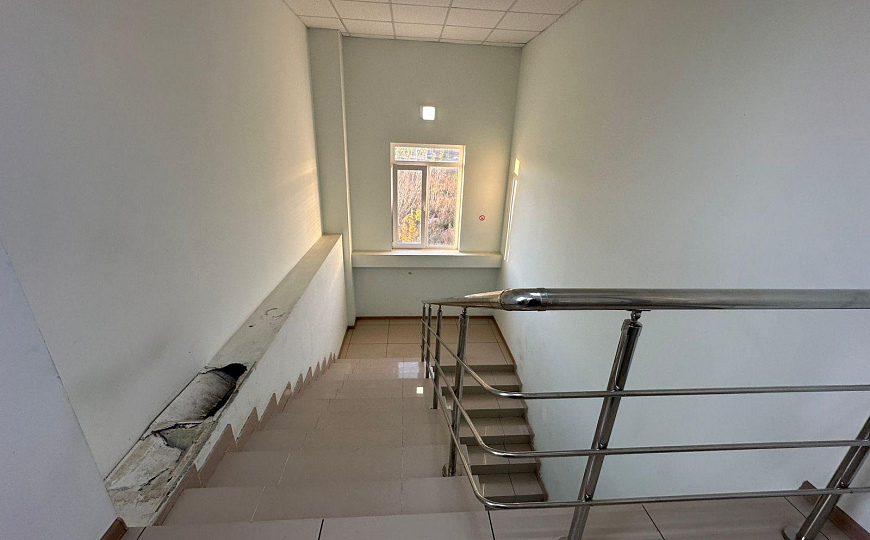 Продается отдельно стоящее здание 440,2 м² фото