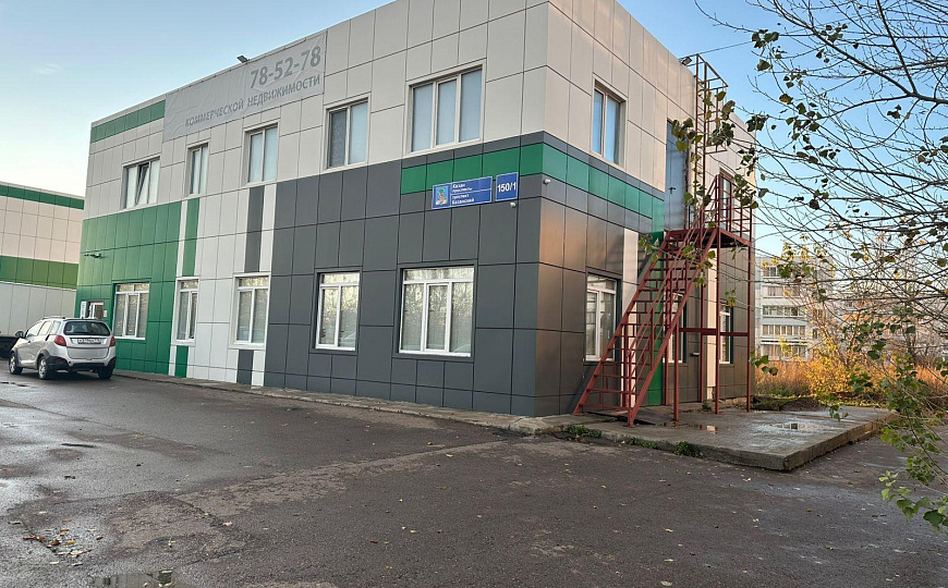 Продается отдельно стоящее здание 440,2 м² фото