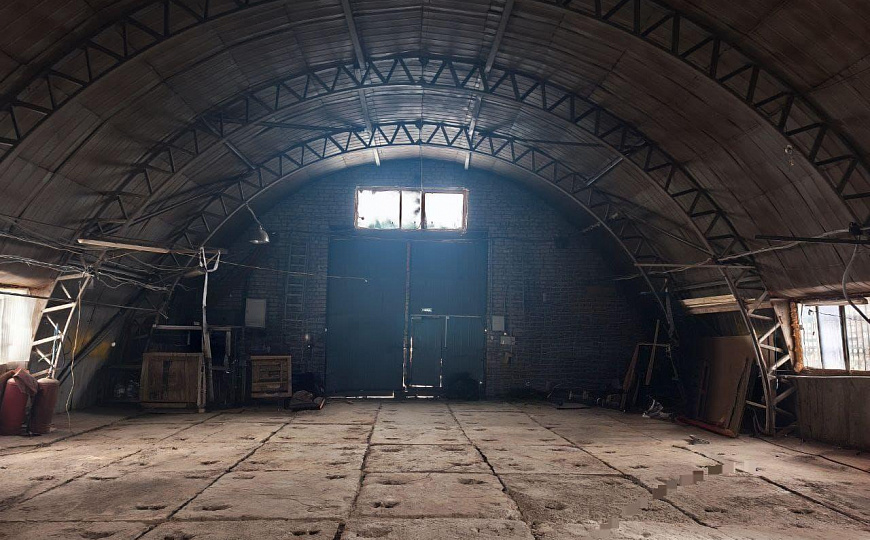 Помещение под склад, гараж,производство,автосервис фото