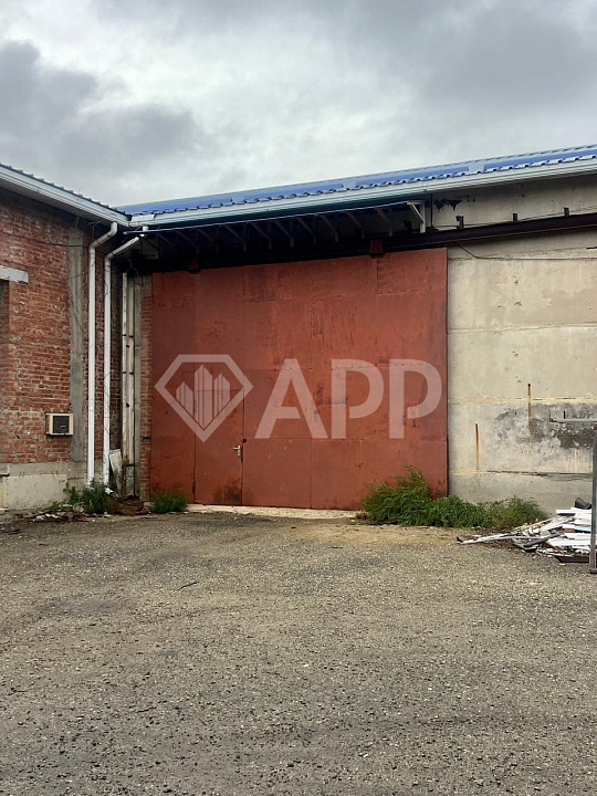 Сдам складское помещение, 500 м². От 300 до 500 м². фото