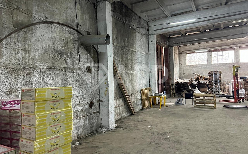 Сдам складское помещение, 500 м². От 300 до 500 м². фото