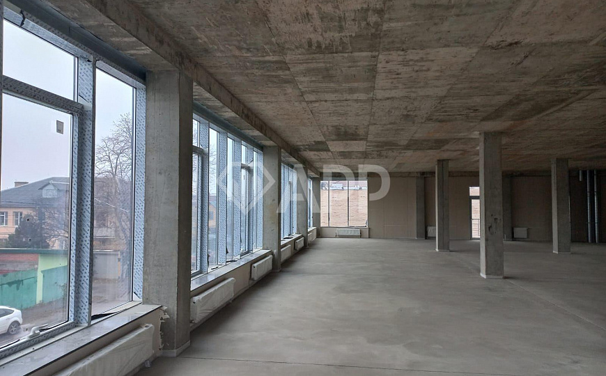 Сдаю здание, 1 100 м², Центральный район фото