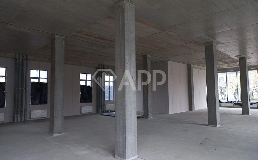 Сдаю здание, 1 100 м², Центральный район фото