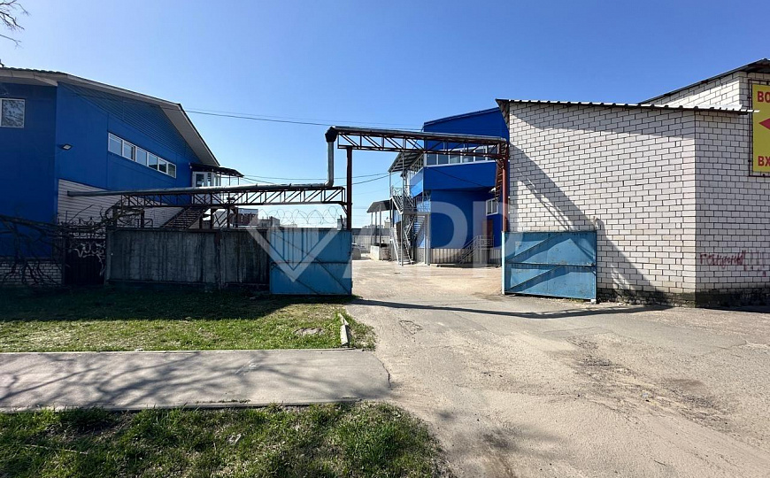 Сдам помещение свободного назначения, 640 м² фото
