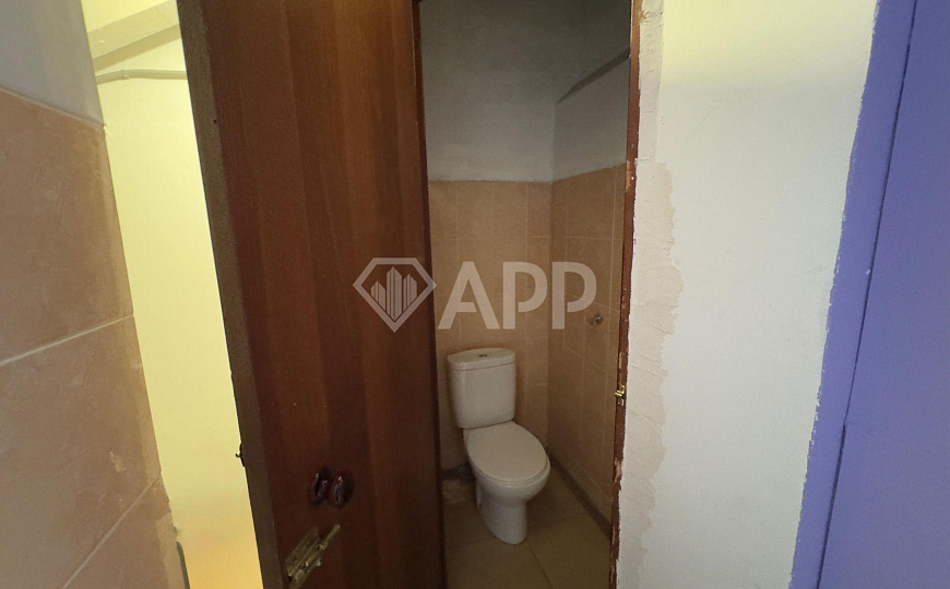 Сдаю торговое помещение, 35 м² на первой линии  фото