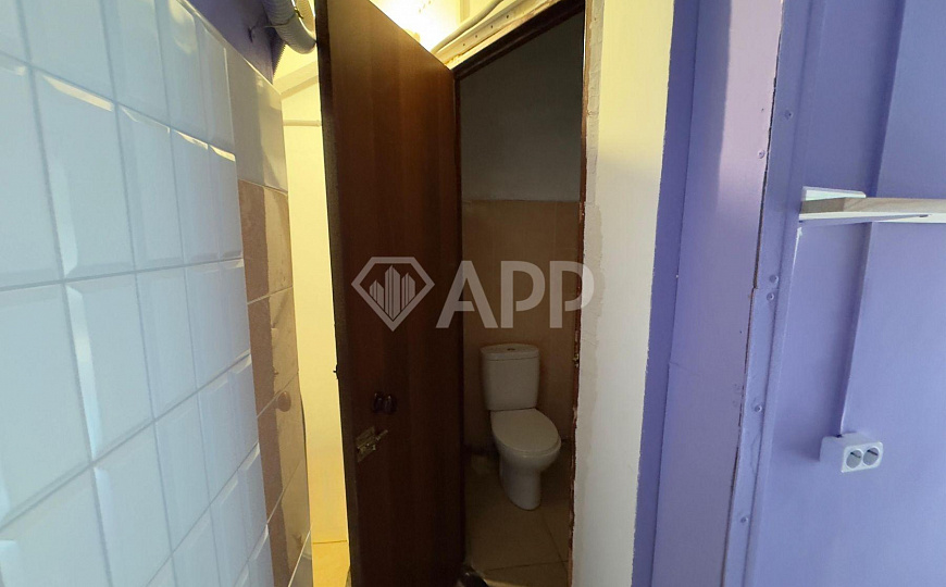 Сдаю торговое помещение, 35 м² на первой линии  фото