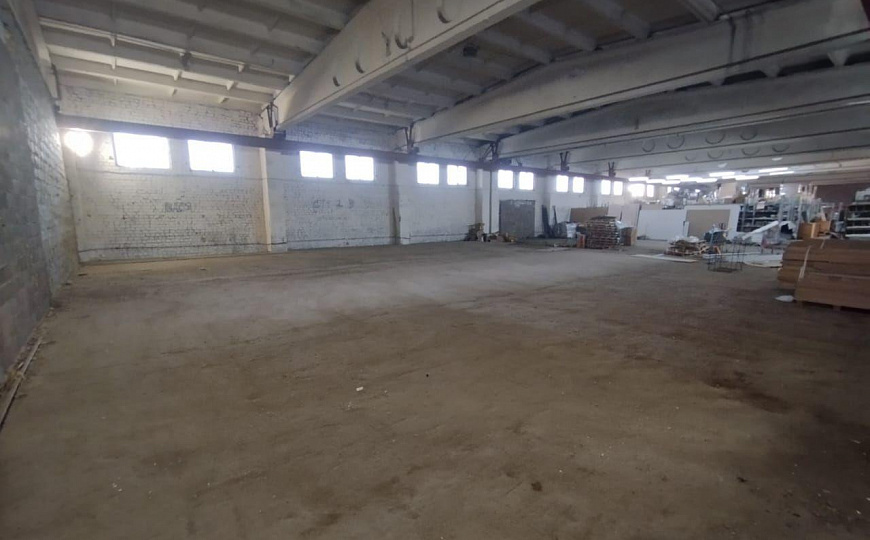 Склад с пандусом 580 м2 фото