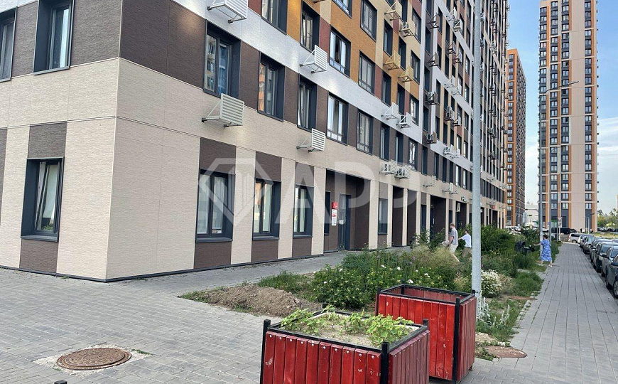 Торговая площадь 20 м2, на входе в магазин "Пятерочка" фото