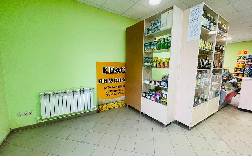 Сдам под торговлю до 30м² в действующем магазине на первой линии фото