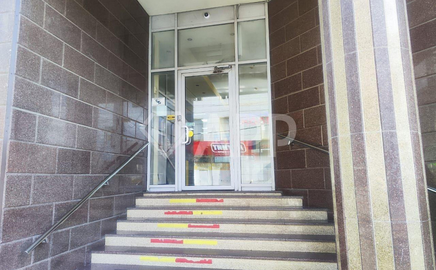 Сдаю бизнес-центр/офисный центр, 90 м² фото